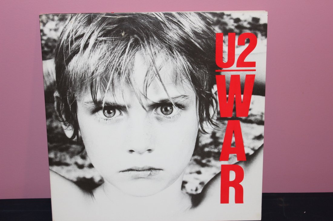 U2 – WAR ALBUM ALBUM SLEEVE HAS SONGS WITH ALL THE (1 of 3)