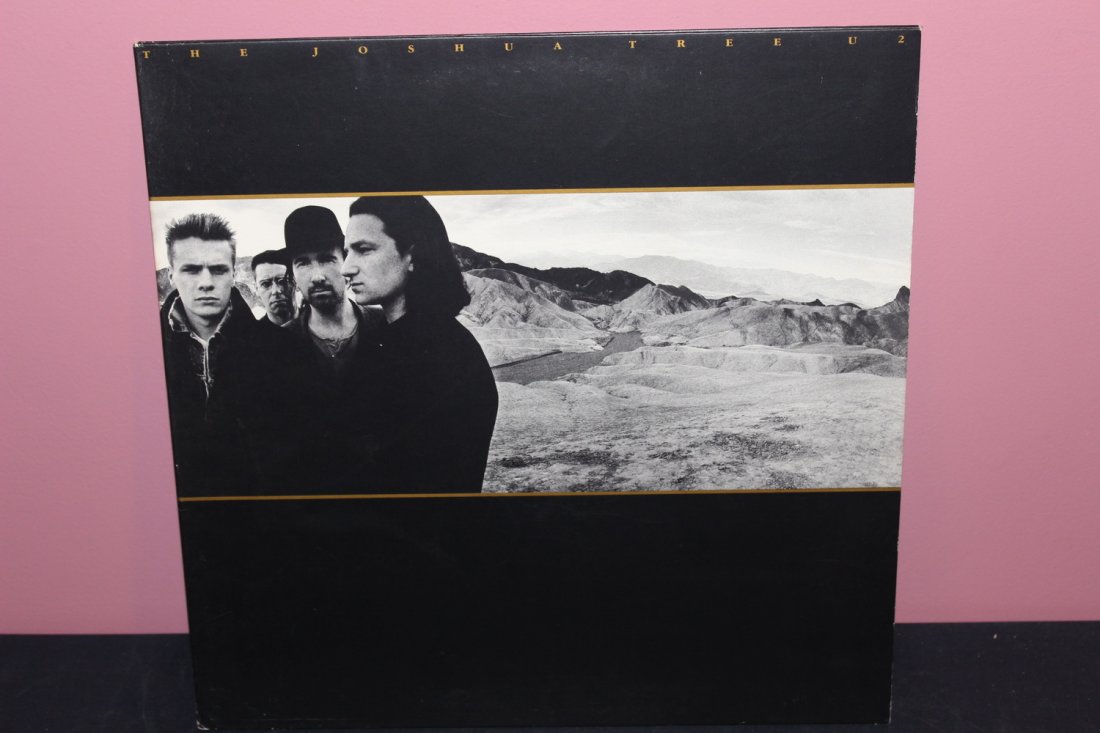U2 THE JOSHUA TREE 1987 ISLAND RECORDS 90581-1 LIKE NEW (1 of 3)