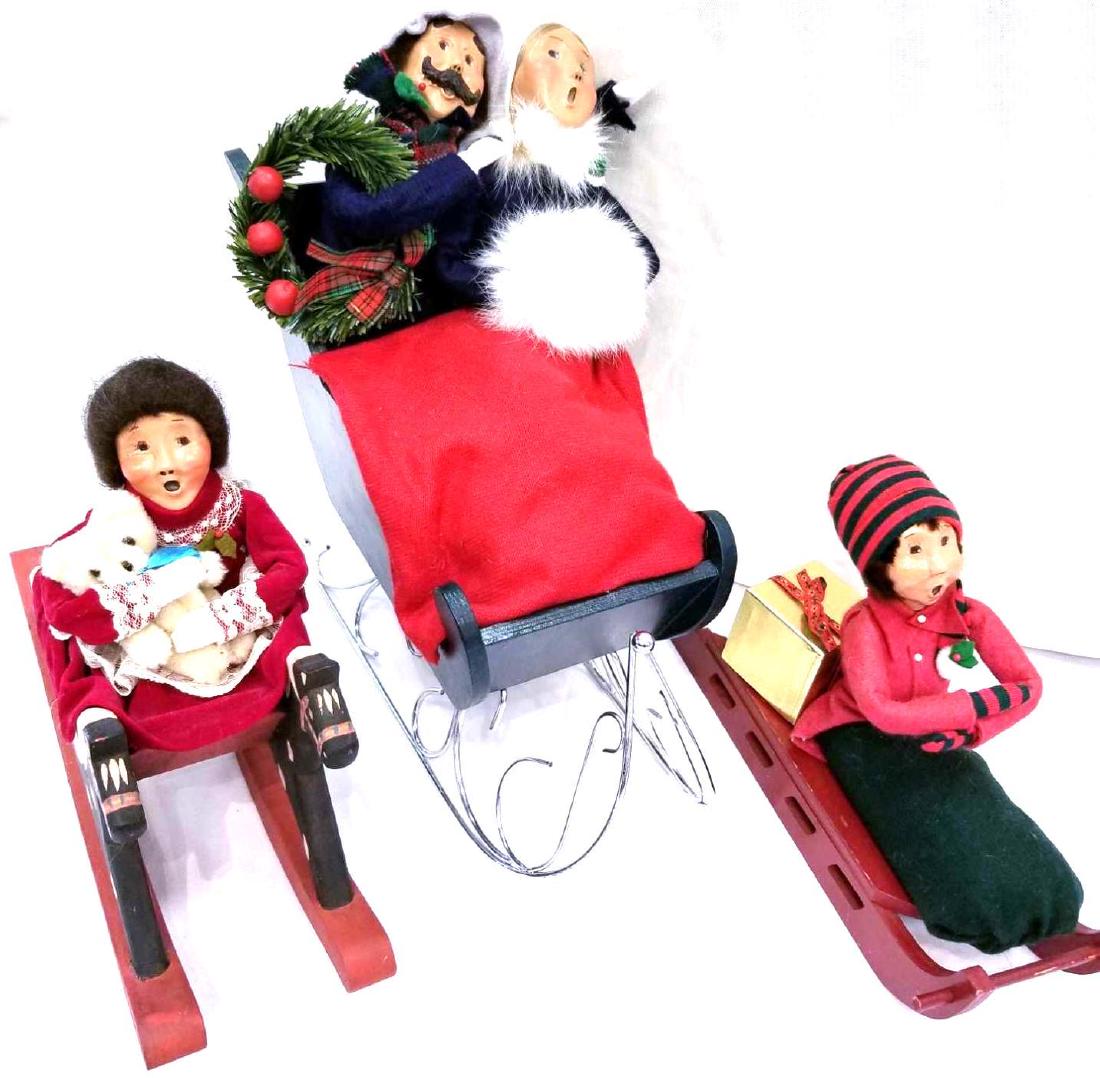 Three (3) Pieces Byers Choice Ltd. The Carolers To (1 of 3)