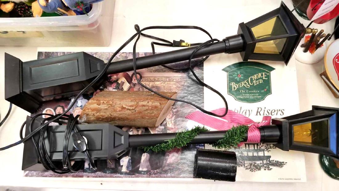 Collection Of Byers Choice Ltd. The Carolers (1 of 2)