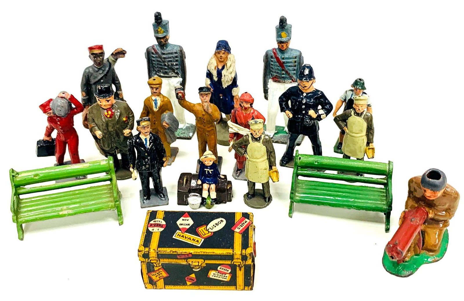 Collection Of Vintage Cast Iron & Tin Toys (1 of 4)