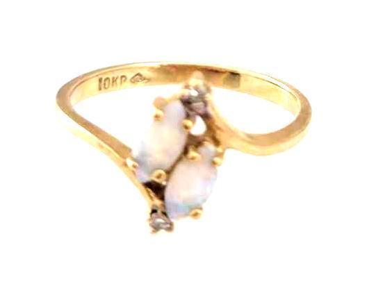 10k Yellow Gold Opal & Diamond Ring (1 of 2)