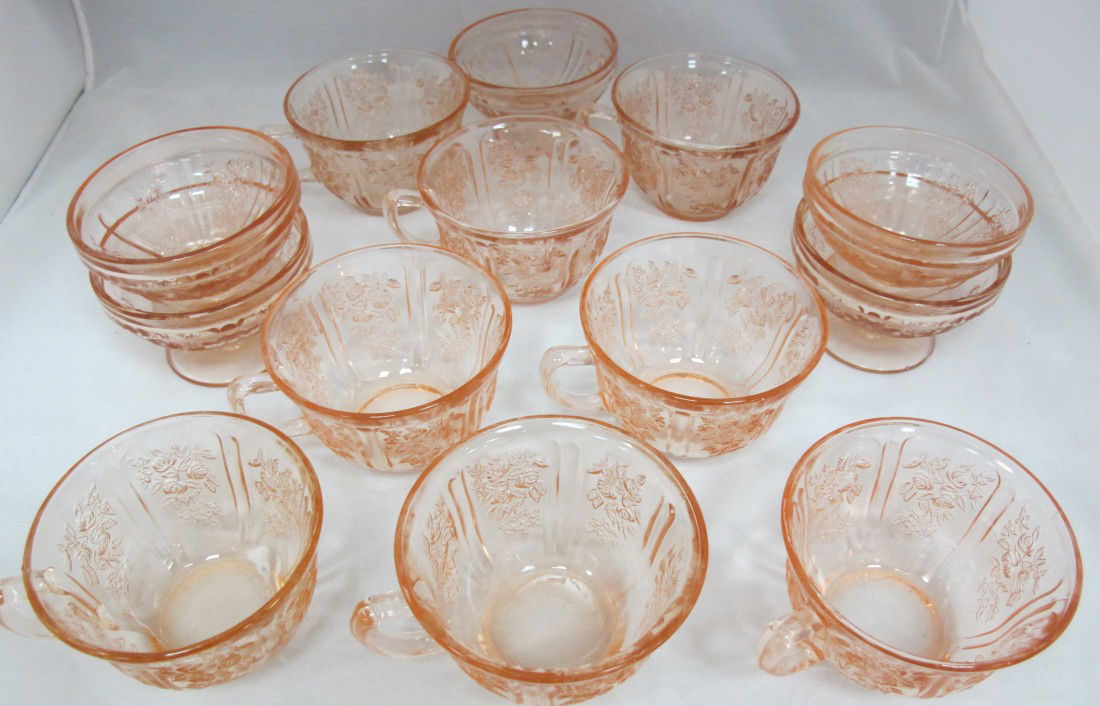 21 Cabbage Rose Pattern Pink Depression Glass Collecti