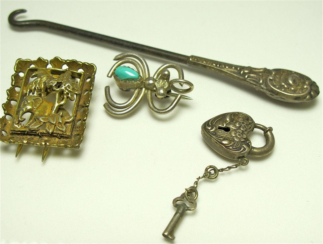 2 Sterling Pins, 1 Heart Locket and 1 Knitting Too: 2 Sterling Pins, 1 Heart Locket and 1 Knitting Tool