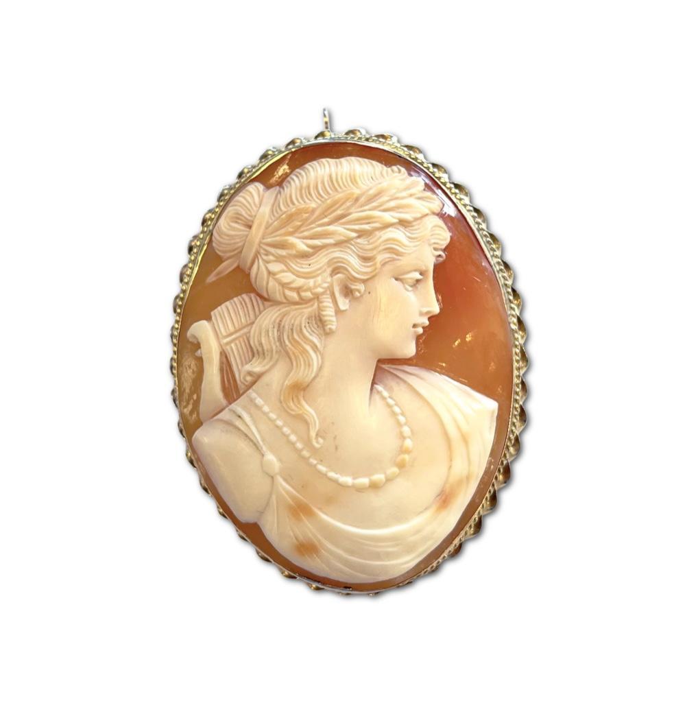 Vintage 14k Gold Naomi Cameo Brooch/Pendant (1 of 2)