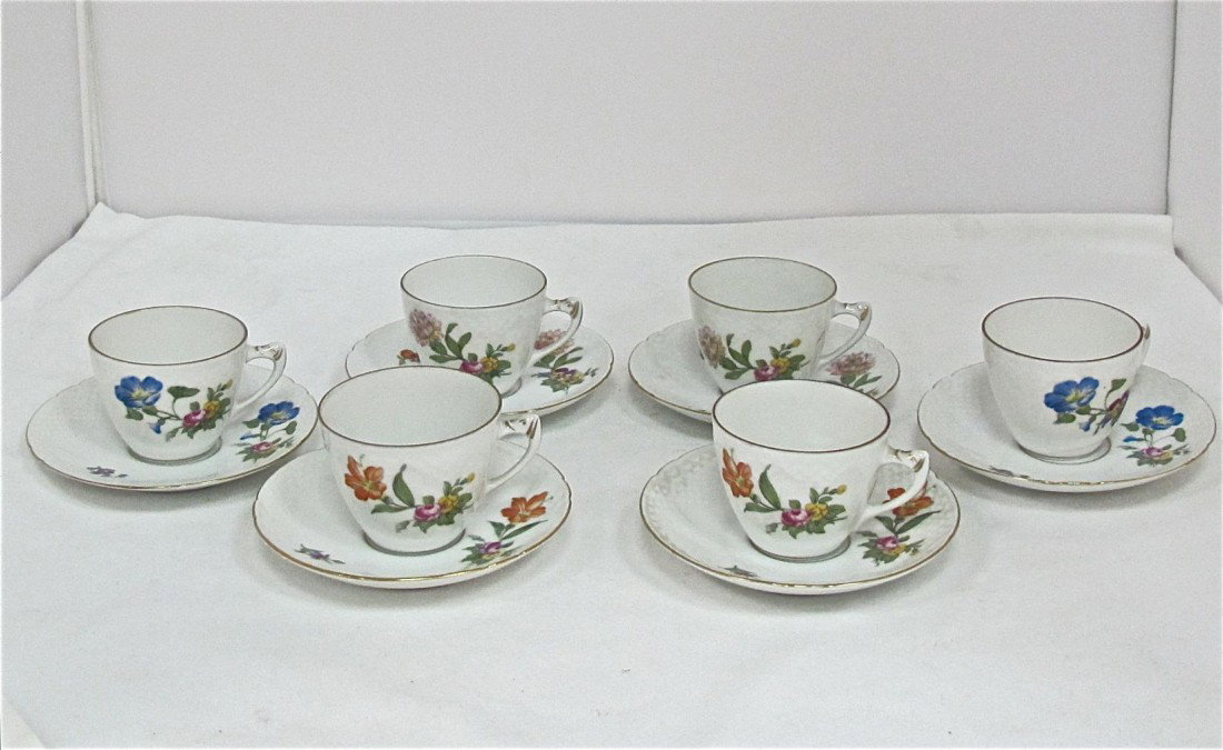 6 Demi Tasse Cups and 5 Plates, B&G, Made in Denmar: 6 Demi Tasse Cups and 5 Plates, B&G, Made in Denmark