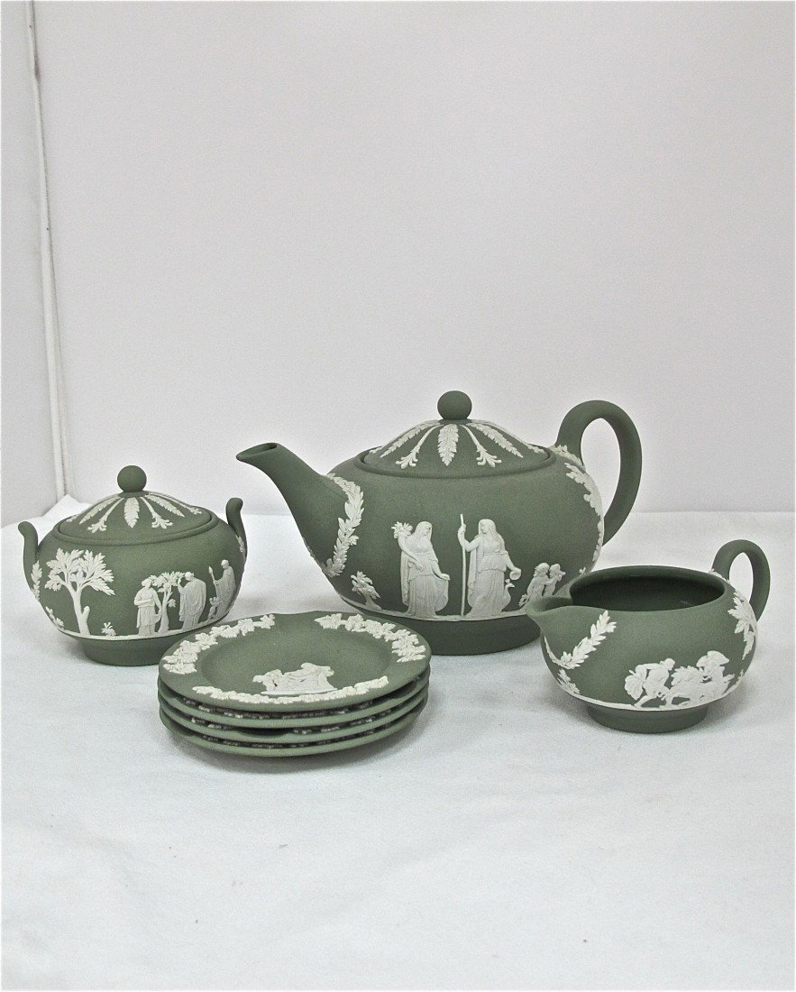 Wedgewood Porcelain Green Jasperware Tea Set Includ: Wedgewood Porcelain Green Jasperware Tea Set Including Tea Pot, Sugar, Creamer and 4 Ashtrays