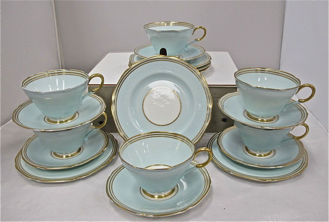 Paragan, England Bone China Dessert Set Including 6: Paragan, England Bone China Dessert Set Including 6 Tea Cups, 6 Saucers and 6 Dessert Plates