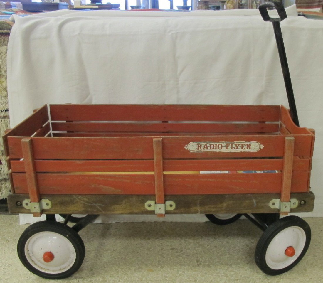 Radio Flyer Child's Wagon, 3' Long x 19" High x 15: Radio Flyer Child's Wagon, 3' Long x 19" High x 15" Wide