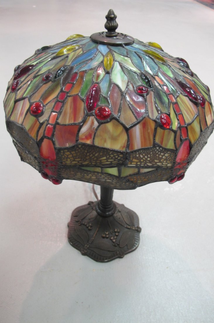 Tiffany Style Stained Glass Dragonfly Design Table: Tiffany Style Stained Glass Dragonfly Design Table Lamp