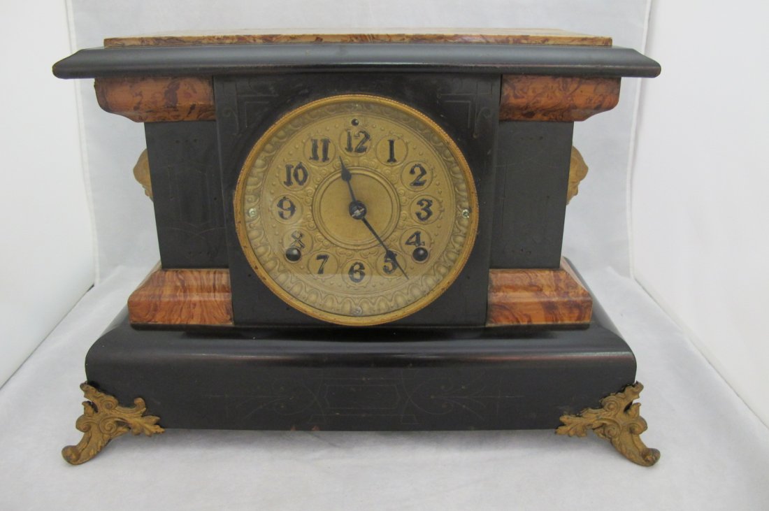 Antique Seth Thomas Mantle Clock: Antique Seth Thomas Mantle Clock