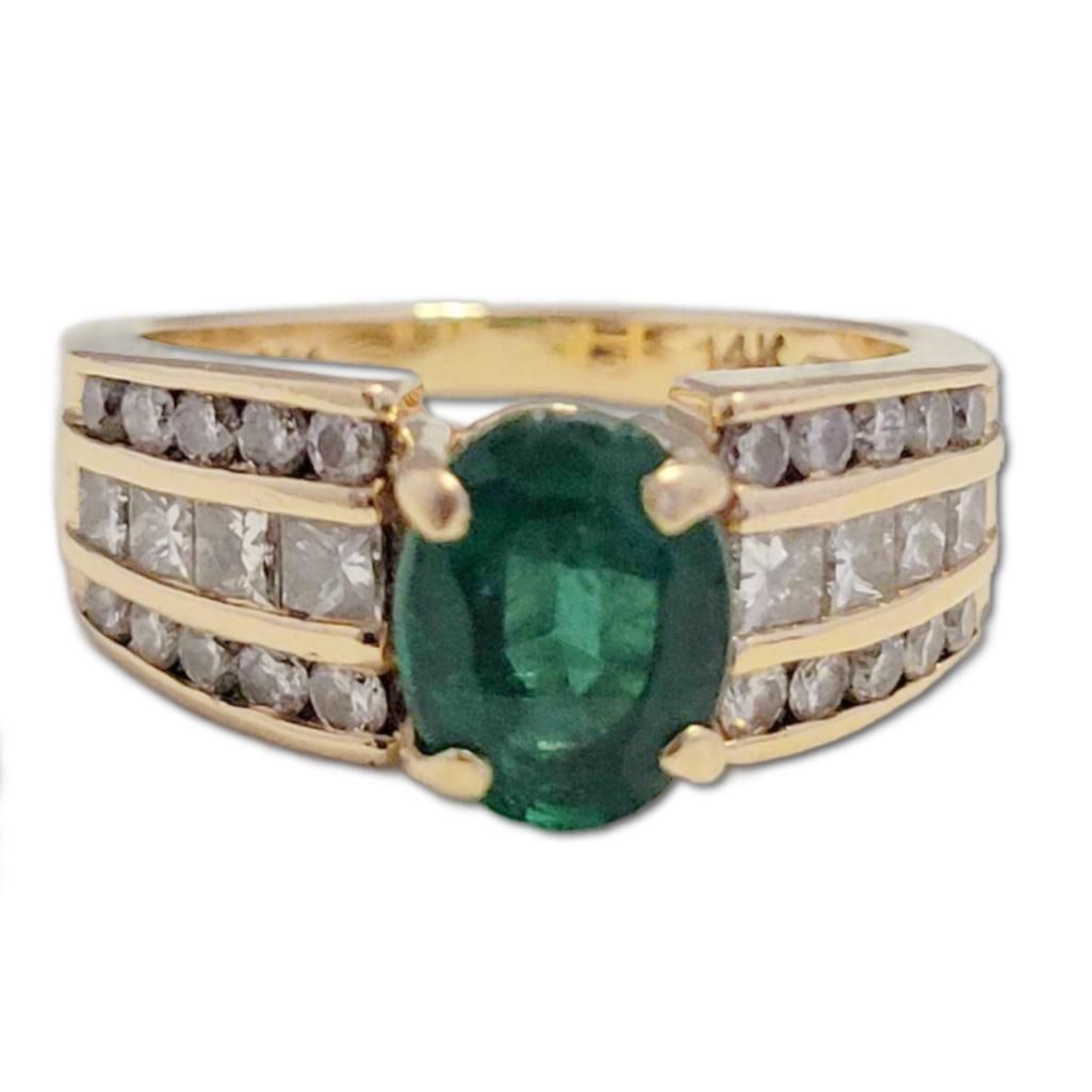 Ladies 14k Gold Emerald & Diamond Ring (1 of 3)