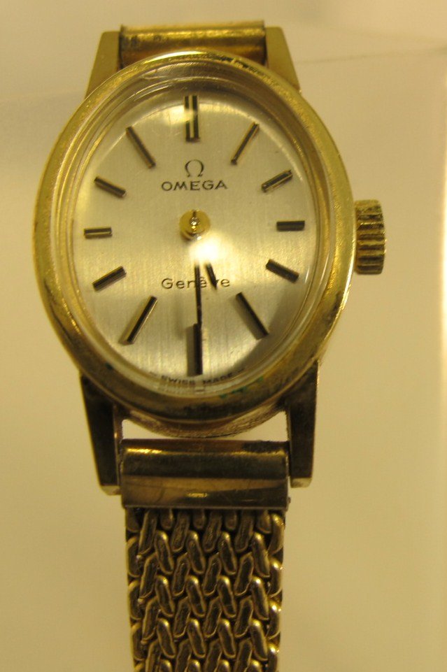 Ladies Omega Champion Wrist Watch: Ladies Omega Champion Wrist Watch