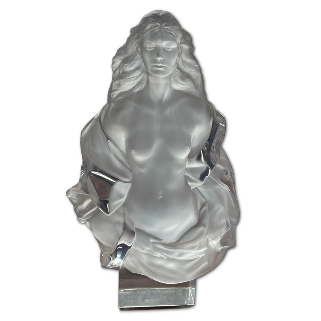 Frederick Hart (American 1943-1999) "Fidelia" 1988 Lucite Sculpture: Frederick Hart (American 1943-1999) "Fidelia" 1988 Lucite Sculpture & Measures Approximately 25"x11". Acrylic Sculpture titled, "Fidelia" by famous figurative/acrylic artist Frederick Hart.