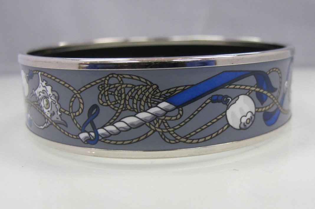Hermes, Paris Painted Enamel Bangle Bracelet Stamped: Hermes, Paris Painted Enamel Bangle Bracelet Stamped Hermes, Paris & Made in Austria + I, 2 1/2" Diameter, 18 1/4 mm wide