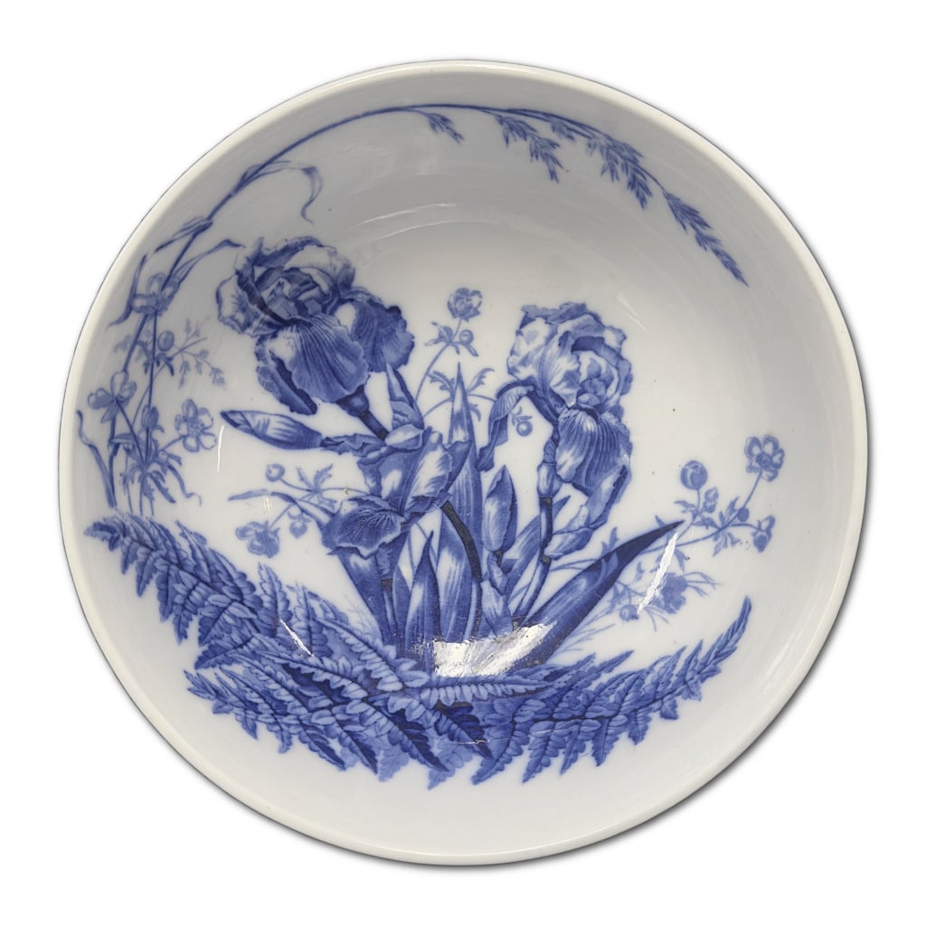 Large Antique Flow Blue Transferring Wash Basin (1 of 3)