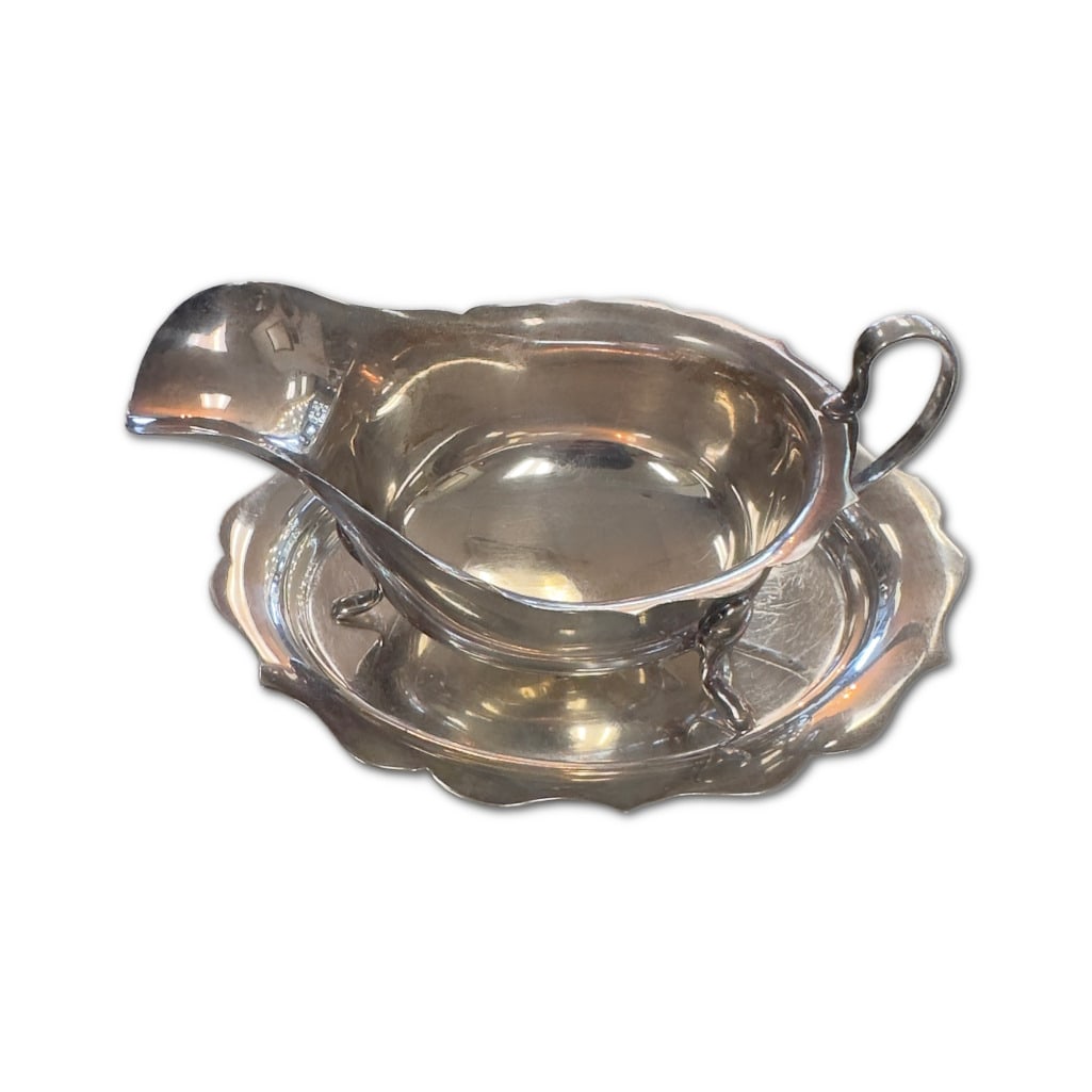 Buckingshire Sterling Silver Gravy Boat & Under-Dish (1 of 7)