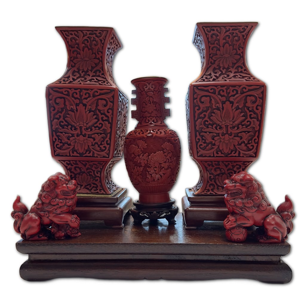 5 Piece Chinese-Style Decorative Garniture Set w/ Stands: Five (5) Piece Chinese-Style Decorative Garniture Set w/ Stands To Include Two (2) 9"x3.75" Square Lotus Vases, One (1) 7"x3.5" Baluster / Meiping-Style Necked Vase, Two (2) 3"x3.25" Foo Dogs, and