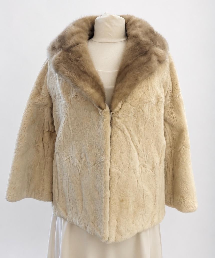 Vintage Pastel Sheared Beaver Jacket with Collar: Vintage Pastel Sheared Beaver Jacket with Collar. This lot features one (1) vintage collared jacket crafted from soft, pastel-toned sheared beaver fur, tailored by M. Cohen & Son of Martinsburg,