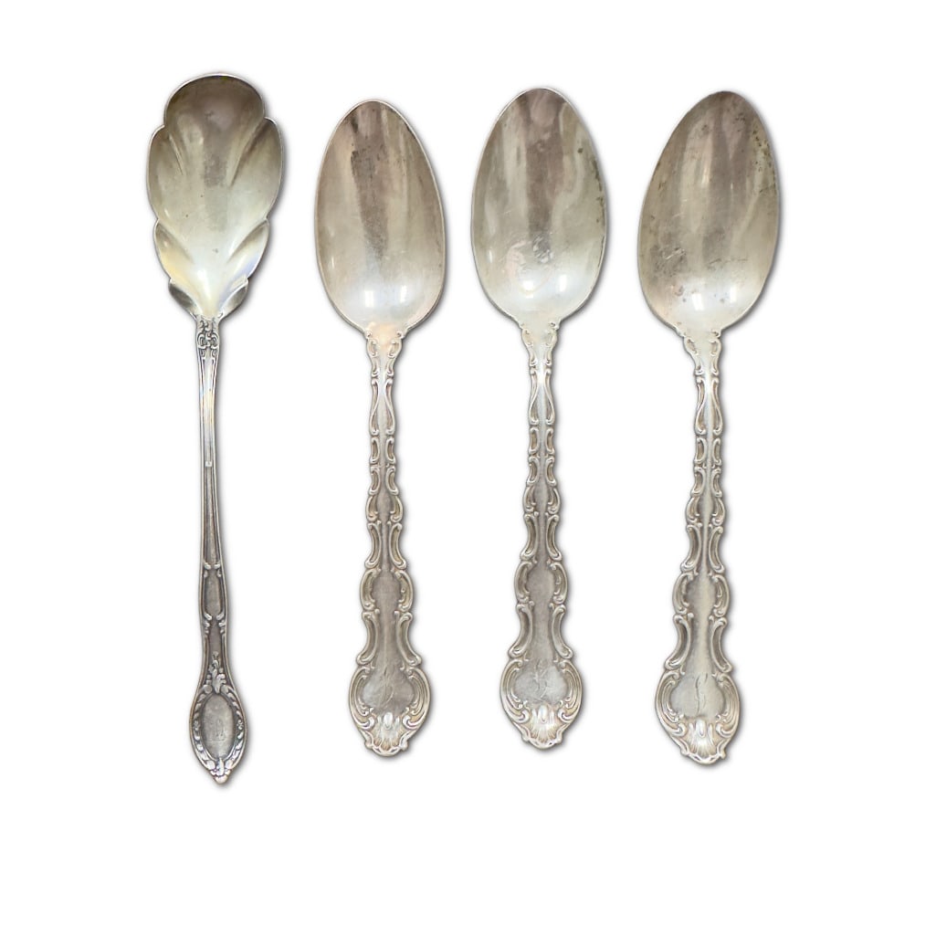 Set of Gorham Sterling Silver Strasbourg Spoons and Sugar Spoon (1 of 6)