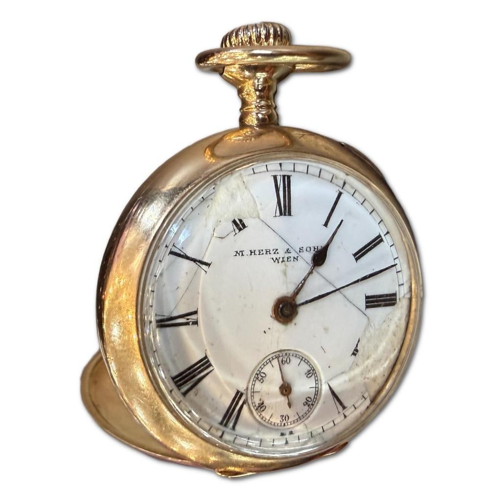 14k H. Herz & John Wien Small Ladies Hunter Case Pocket Watch (1 of 2)