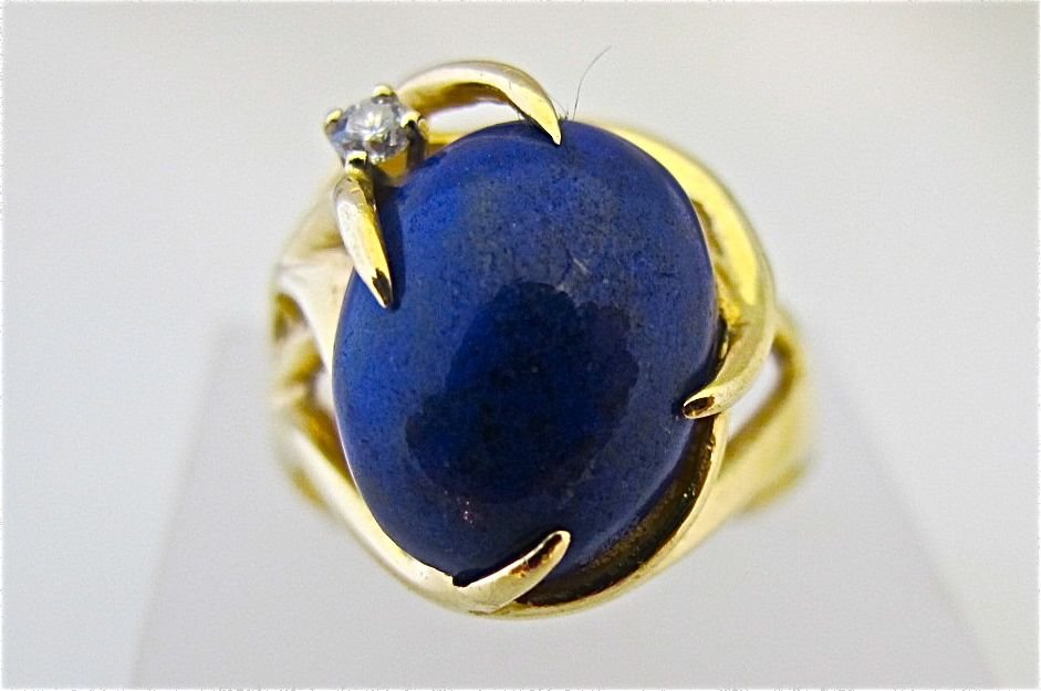 14K Yellow Gold Lapis Ring with 1 Diamond=approx .05cts: 14K Yellow Gold Lapis Ring with 1 Diamond=approx .05cts
