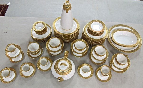 Haviland & Co., Limoges Haviland, France Gilt Porcelain: Haviland & Co., Limoges Haviland, France Gilt Porcelain Dinner Set to Include: 12 Luncheon Plates, 10 Salad Plates, Large Round Serving Platter, 2 Vegetable Dishes, 6 Condiment Bowls, 8 Berry Bowls, 1