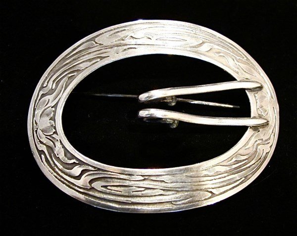 Large Sterling Brooch, 3 3/4" x 2 3/4": Large Sterling Brooch, 3 3/4" x 2 3/4"