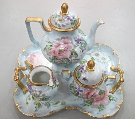Bareuther Waldsassen Germany Painted Porcelain Tea Set: Bareuther Waldsassen Germany Painted Porcelain Tea Set Including: Tea Pot, Sugar & Creamer and Tray
