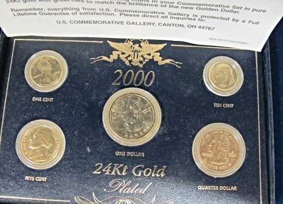 "2000" 24K Gold Plated 5 Coin Set in Box: 2000 24K Gold Plated 5 Coin Set in Box