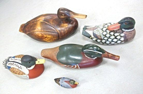 5 Decoys: One Signed- The Lively Whitler by Zen Lively: 5 Decoys: One Signed- The Lively Whitler by Zen Lively 1979 and Large Stamp in Frame