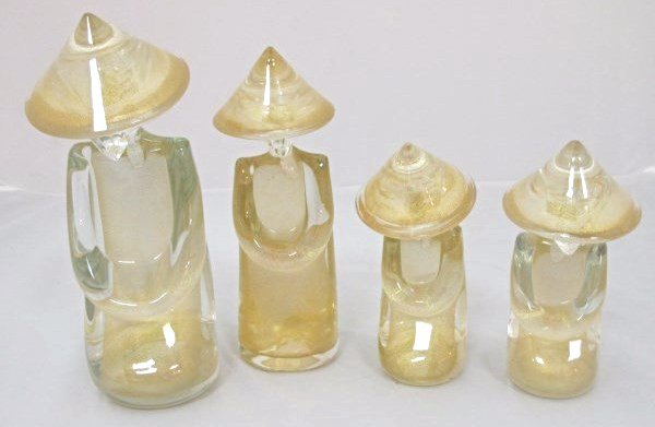 4 Signed Archimedes Seguso Murano Gold Asian Figurines: 4 Signed Archimedes Seguso Murano Gold Asian Figurines Heavy Gold Dust Glass, Italy
