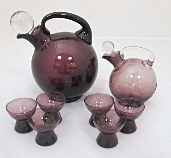 Amethyst Cambridge Glass 4 1/2" Decanter and 6 1 3/4": Amethyst Cambridge Glass 4 1/2" Decanter and 6 1 3/4" Cordials & 6 1/4" Amethyst Decanter