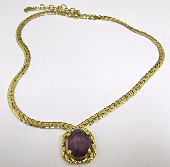 Christian Dior Faux Amethyst Choker Length Necklace: Christian Dior Faux Amethyst Choker Length Necklace