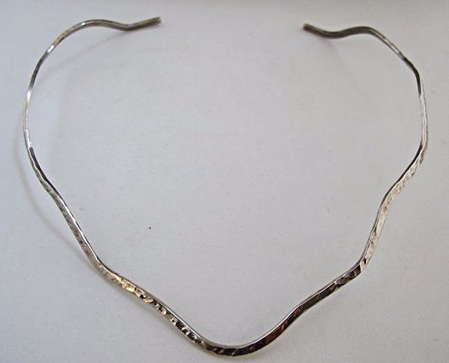 Sterling Silver Cuff Necklace: Sterling Silver Cuff Necklace