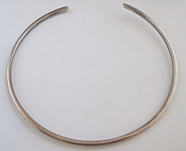 Sterling Silver Cuff Necklace: Sterling Silver Cuff Necklace