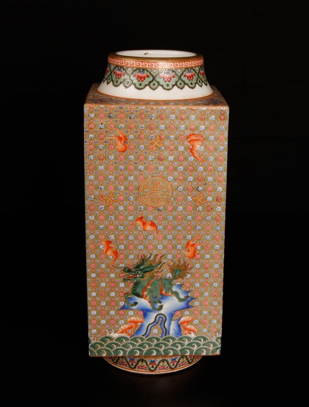 Chinese Porcelain Enameled Cong Vase: All four sides enameled with quilting in multi-color, each with Shou symbol, colored dragon and numerous iron red bats, with gilt highlights throughout. Four character Qianlong mark in blue on undersi
