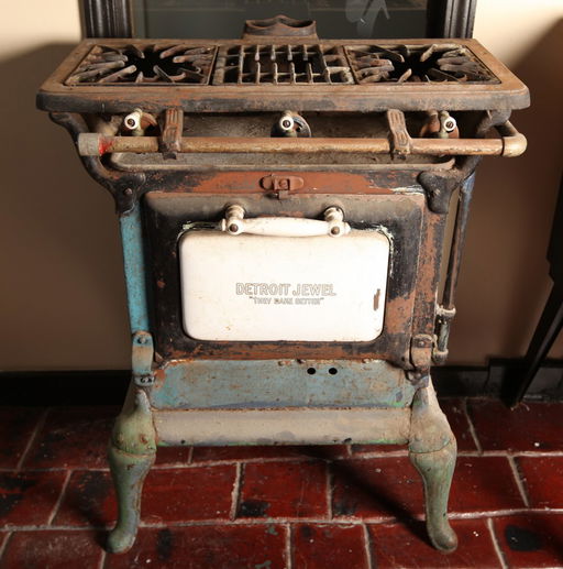 Antique 1920 S 3 Burner Detroit Jewel Gas Stove May 04 2014 Eastern Dynasty Antiques In Mi