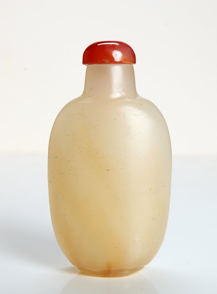Chinese Agate Snuff Bottle: Plain snuff bottle with carnelian lid. 2.75" H x 1.5" W. Excellent condition.