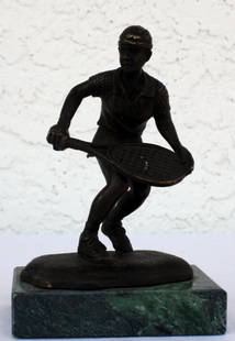 "Tennis Player" bronze sculpture: "Tennis Player" bronze sculpture measuring approx. 5x3.5x2.5 with a medium brown finish and very good detail. Very good condition.