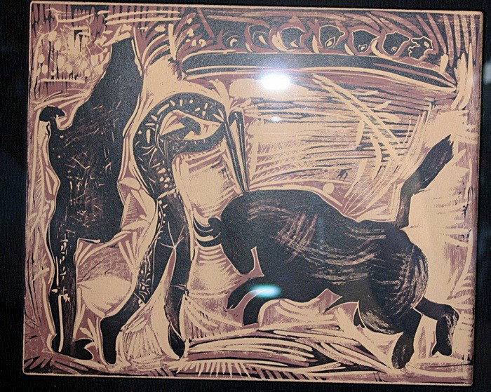 Picasso "The Banderillas" original linocut: Picasso "The Bandererillas" original linocut printed in Germany by Fernand Mourlot. One of only 256 copies, printed in 1963 under Picasso. All plated were destroyed after printing. Very rare in mint c