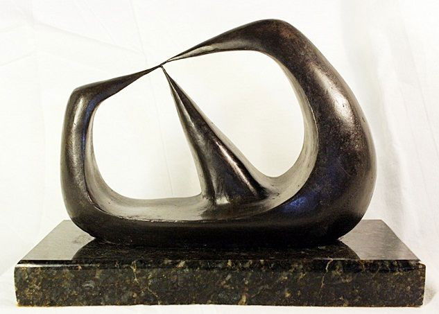 Henry Moore Limited Edition Bronze -Three Points: Henry Moore signed and numbered bronze sculpture, "Three Points". Comes with COA. Some variation in patina might occur. Approx. size: 9X12X6 Inch.