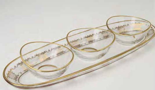 Oblong Relish Stand w/ Hand Painted 14K Gold Detail: Oblong Italian crystal relish tray and three bowls with hand painted 14K gold Venetian detail. Measures : 19.6"L x 6"W Bowls 6". VC13