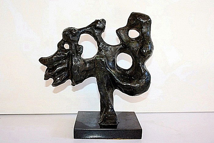 Jacque Lipchitz Limited Edition Bronze Sculpture: Jacque Lipchitz signed, limited edition bronze sculpture. Patina may vary slightly. Approx. size: