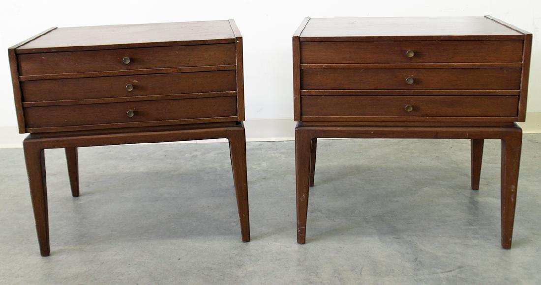 (2) JOHN STUART MID CENTURY FOLDING TABLES (1 of 4)