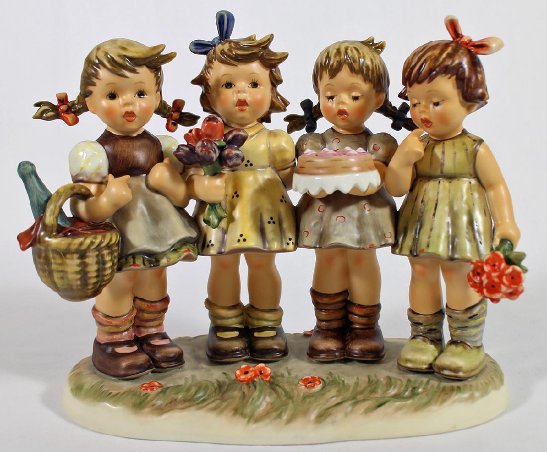 HUMMEL WE WISH YOU THE BEST FIGURINE W/ BOX (1 of 3)