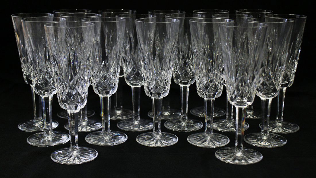 (18) WATERFORD LISMORE CHAMPAGNE FLUTES (1 of 1)