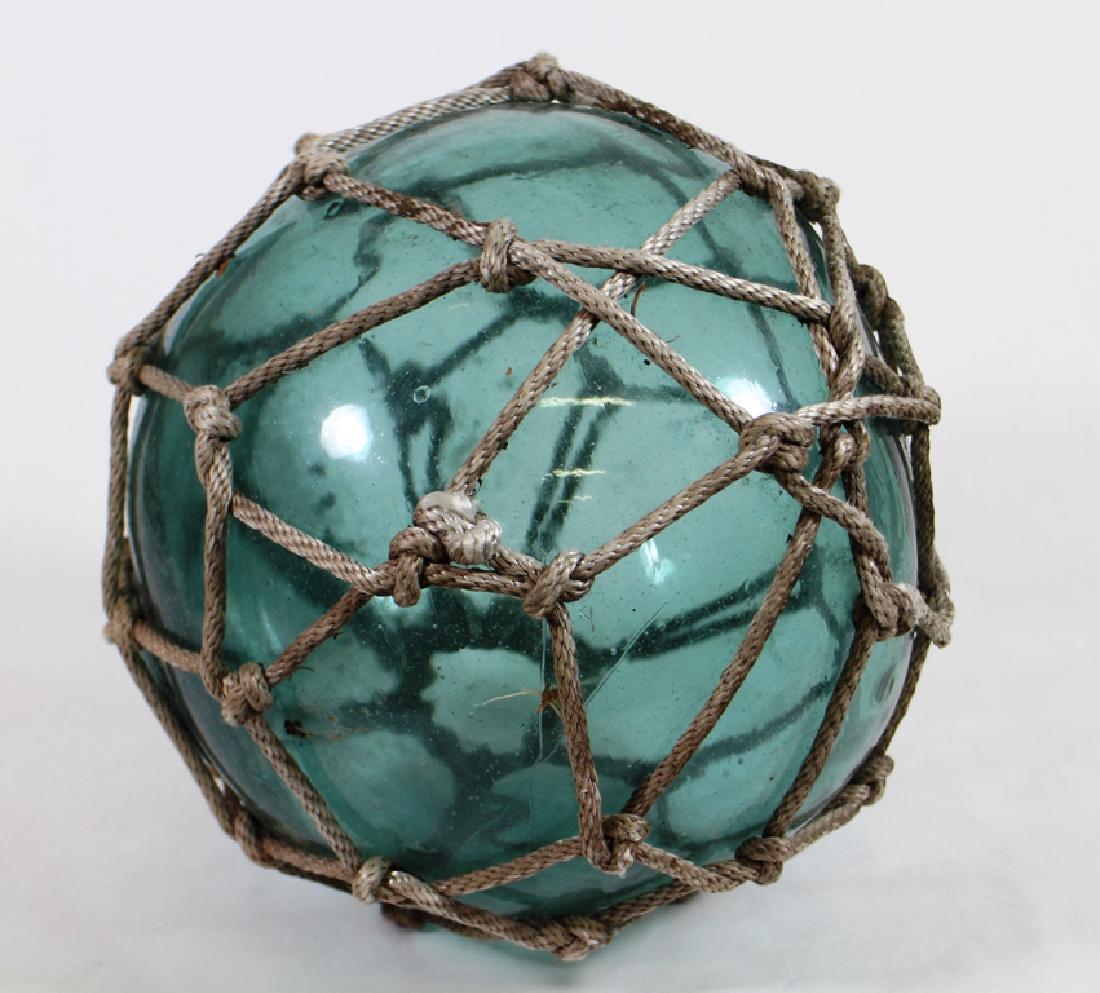 ANTIQUE GLASS FISHING FLOAT BOUY BALL (1 of 2)