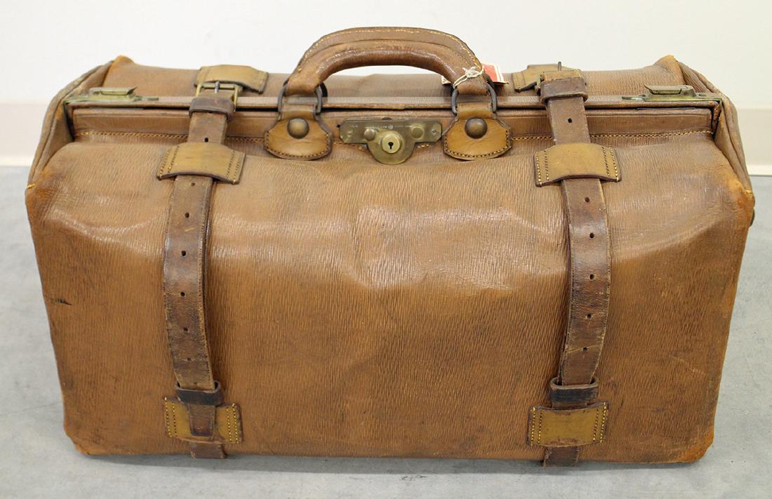 VINTAGE ENGLISH LEATHER GLADSTONE LUGGAGE BAG