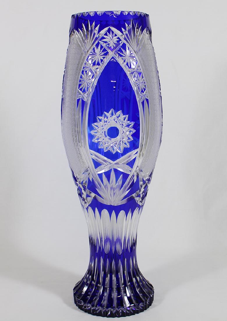 BLUE CUT TO CLEAR VASE (1 of 3)